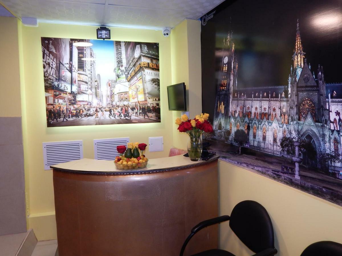 Hotel Olympus Plaza à Quito Extérieur photo